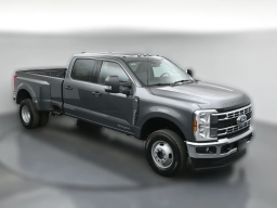 Ford Super Duty F-350 DRW XLT 4WD Crew Cab 8' Box 2026