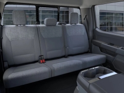 Ford Super Duty F-350 DRW XLT 4WD Crew Cab 8' Box 2026