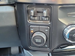 Ford Super Duty F-350 DRW LARIAT 4WD Crew Cab 8' Box 2026