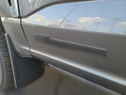 Ford Super Duty F-350 DRW LARIAT 4WD Crew Cab 8' Box 2026