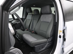 Ford Super Duty F-350 DRW XLT 4WD Crew Cab 8' Box 2026