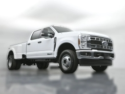 Ford Super Duty F-350 DRW XLT 4WD Crew Cab 8' Box 2026
