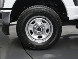 Ford Super Duty F-350 SRW XL 2WD SuperCab 8' Box 2026