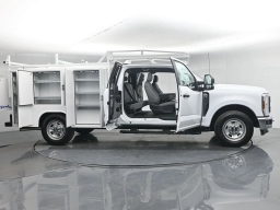 Ford Super Duty F-350 SRW XL 2WD SuperCab 6.75' Box 2026