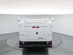 Ford Super Duty F-350 SRW XL 2WD SuperCab 6.75' Box 2026