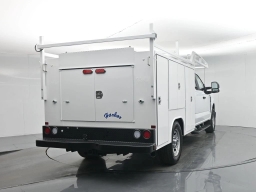 Ford Super Duty F-350 SRW XL 2WD SuperCab 6.75' Box 2026