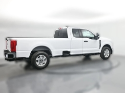 Ford Super Duty F-350 SRW XLT 2WD SuperCab 8' Box 2026