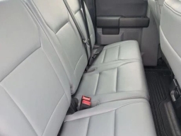 Ford Super Duty F-350 SRW XL 2WD SuperCab 6.75' Box 2026