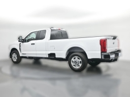 Ford Super Duty F-350 SRW XLT 2WD SuperCab 8' Box 2026