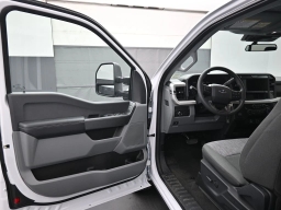 Ford Super Duty F-350 SRW XLT 2WD SuperCab 8' Box 2026