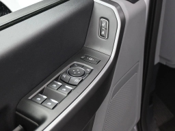 Ford Super Duty F-350 SRW XLT 2WD SuperCab 8' Box 2026