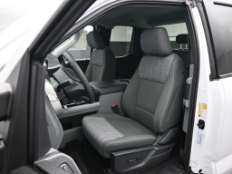 Ford Super Duty F-350 SRW XLT 2WD SuperCab 8' Box 2026