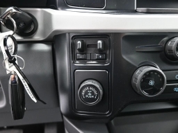 Ford Super Duty F-350 SRW XLT 2WD SuperCab 8' Box 2026