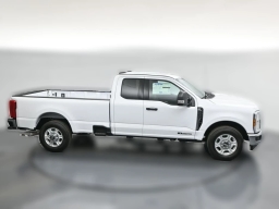 Ford Super Duty F-350 SRW XLT 2WD SuperCab 8' Box 2026