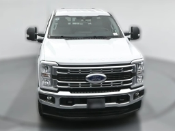 Ford Super Duty F-350 SRW XLT 4WD SuperCab 8' Box 2026