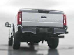 Ford Super Duty F-350 SRW XLT 4WD SuperCab 8' Box 2026