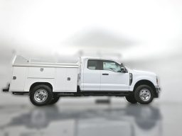 Ford Super Duty F-350 SRW XL 4WD SuperCab 8' Box 2026