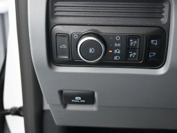 Ford Super Duty F-350 SRW XLT 4WD SuperCab 8' Box 2026