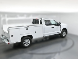 Ford Super Duty F-350 SRW XLT 4WD SuperCab 8' Box 2026