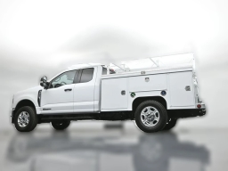 Ford Super Duty F-350 SRW XLT 4WD SuperCab 8' Box 2026