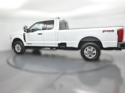 Ford Super Duty F-350 SRW XLT 4WD SuperCab 8' Box 2026