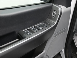 Ford Super Duty F-350 SRW XLT 4WD SuperCab 8' Box 2026