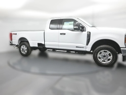Ford Super Duty F-350 SRW XLT 4WD SuperCab 8' Box 2026