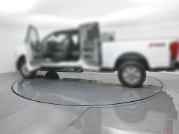 Ford Super Duty F-350 SRW XLT 4WD SuperCab 8' Box 2026