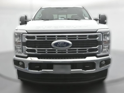 Ford Super Duty F-350 SRW XLT 4WD SuperCab 8' Box 2026