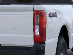 Ford Super Duty F-250 SRW XL 4WD Reg Cab 8' Box 2026