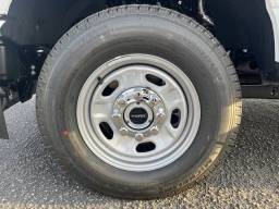 Ford Super Duty F-250 SRW XL 4WD Reg Cab 8' Box 2026