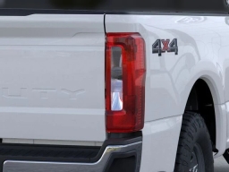 Ford Super Duty F-250 SRW XL 4WD Reg Cab 8' Box 2026