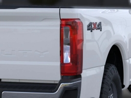 Ford Super Duty F-250 SRW XL 4WD Reg Cab 8' Box 2026