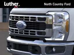 Ford Super Duty F-250 SRW XLT 4WD Reg Cab 8' Box 2026