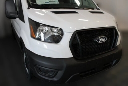 Ford Transit Cargo Van Base T-250 148" Med Rf 9150 GVWR RWD 2026