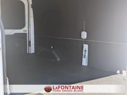 Ford Transit Cargo Van Base T-250 148" Med Rf 9150 GVWR RWD 2026