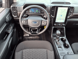 Ford Ranger XLT 4WD SuperCrew 5' Box 2025