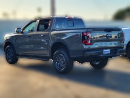 Ford Ranger XLT 4WD SuperCrew 5' Box 2025