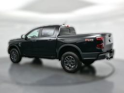 Ford Ranger XLT 4WD SuperCrew 5' Box 2025