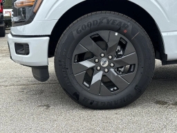 Ford F-150 STX 2WD SuperCrew 5.5' Box 2025