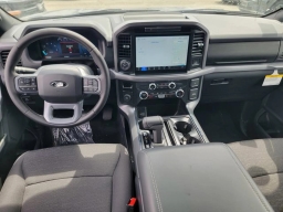 Ford F-150 XLT 2WD SuperCrew 5.5' Box 2025