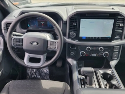 Ford F-150 XLT 2WD SuperCrew 5.5' Box 2025