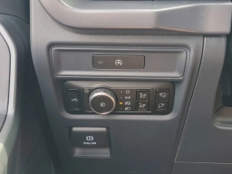 Ford F-150 XLT 2WD SuperCrew 5.5' Box 2025