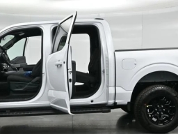 Ford F-150 XLT 4WD SuperCrew 5.5' Box 2026