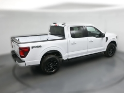 Ford F-150 XLT 4WD SuperCrew 5.5' Box 2026