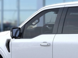 Ford F-150 XLT 4WD SuperCrew 5.5' Box 2025