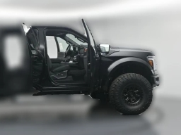 Ford F-150 Raptor 4WD SuperCrew 5.5' Box 2026