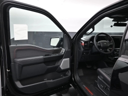 Ford F-150 Raptor 4WD SuperCrew 5.5' Box 2026