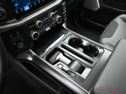 Ford F-150 Raptor 4WD SuperCrew 5.5' Box 2026