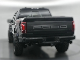 Ford F-150 Raptor 4WD SuperCrew 5.5' Box 2026